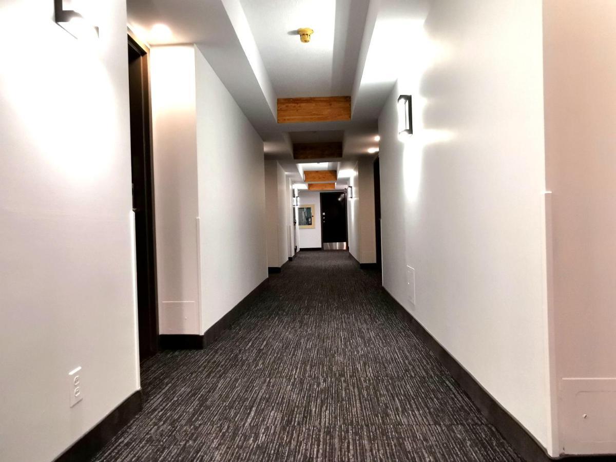 Auberge De La Gare ガティノー エクステリア 写真