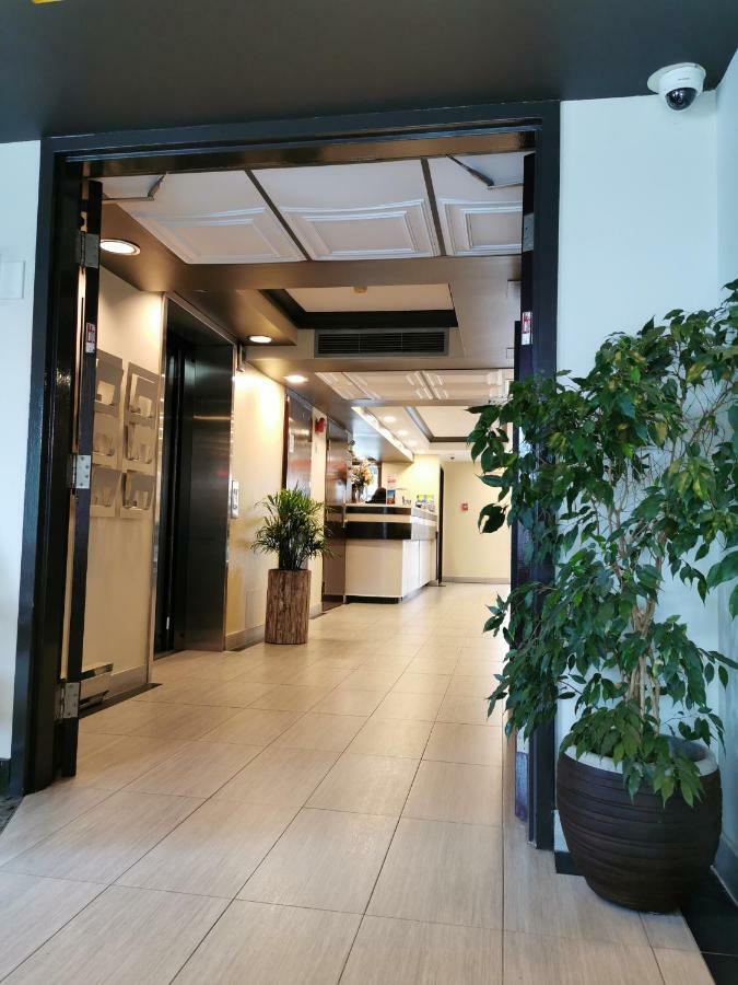 Auberge De La Gare ガティノー エクステリア 写真